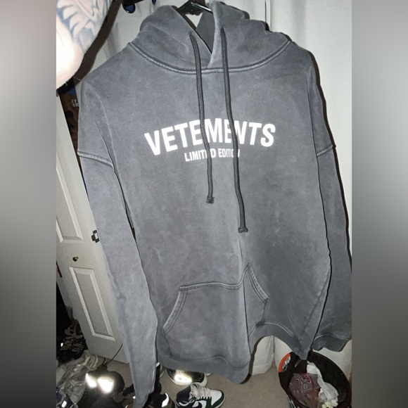 Vetements hoodie- SIZE MEDIUM . Brand new with tag never worn.